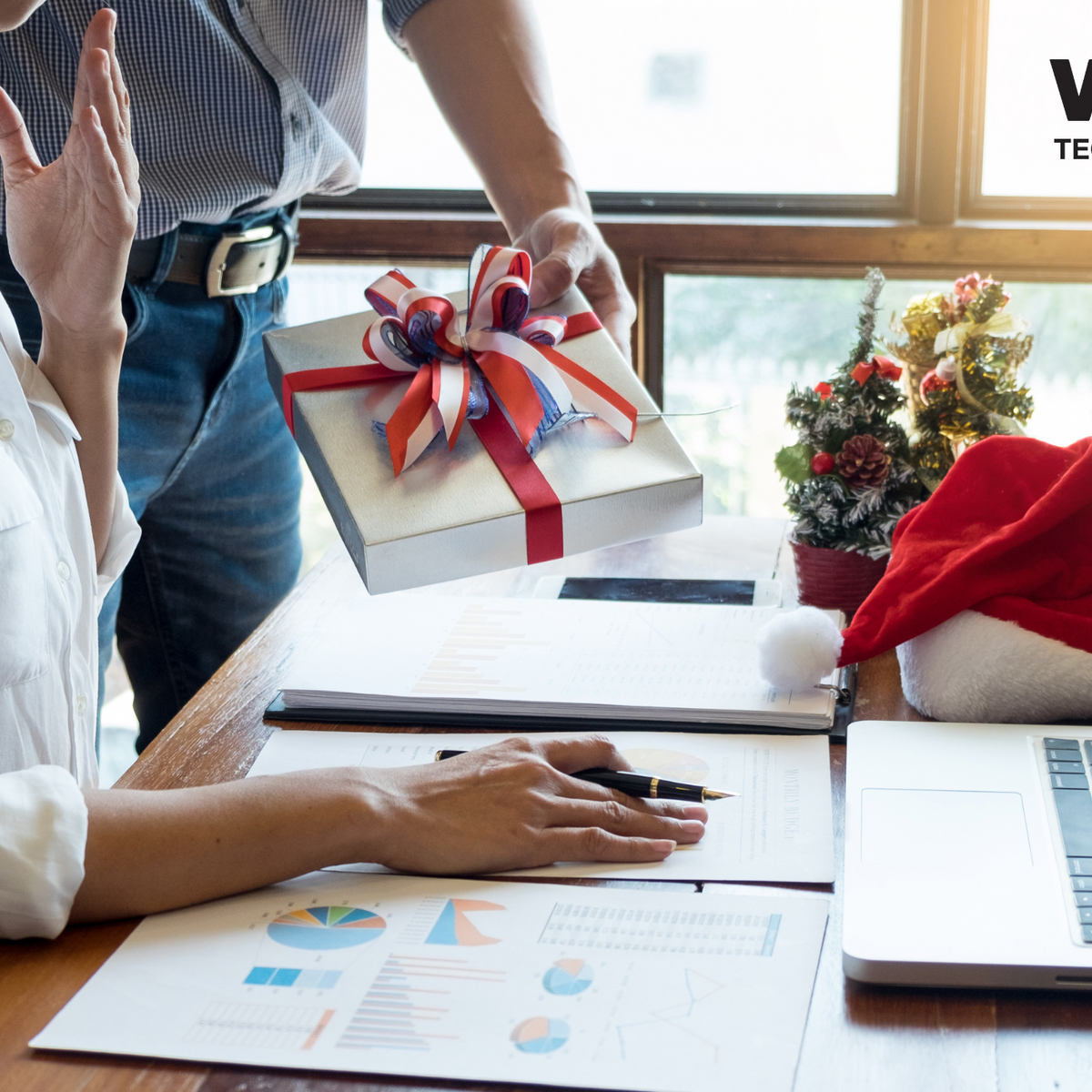 Office Essentials That Make Work (and Gifting!) Easy – Victor