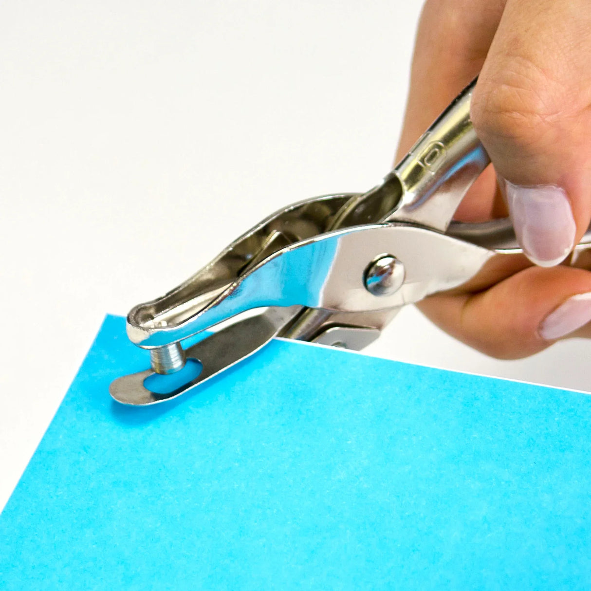 1-Hole Punch