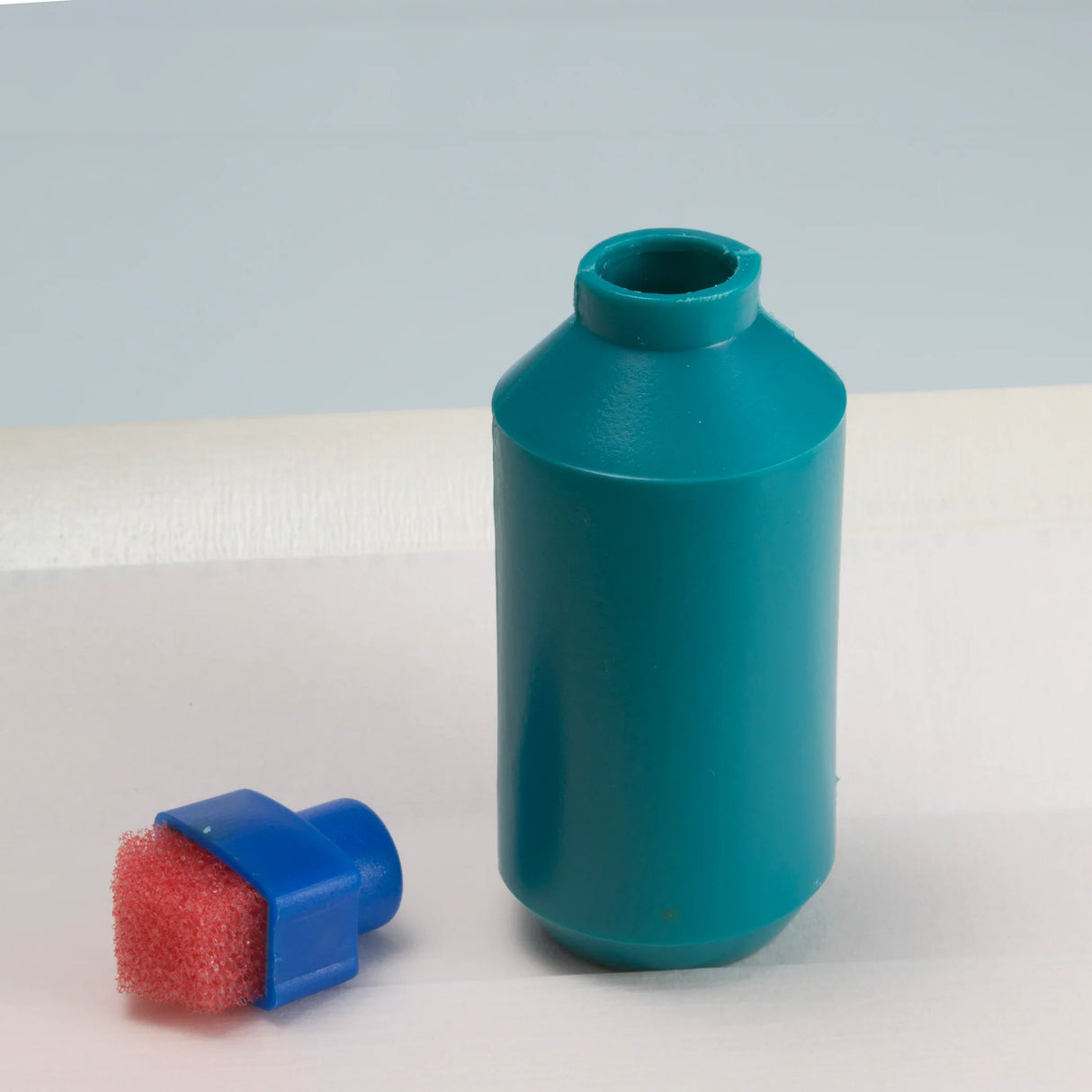 Bottle Moistener