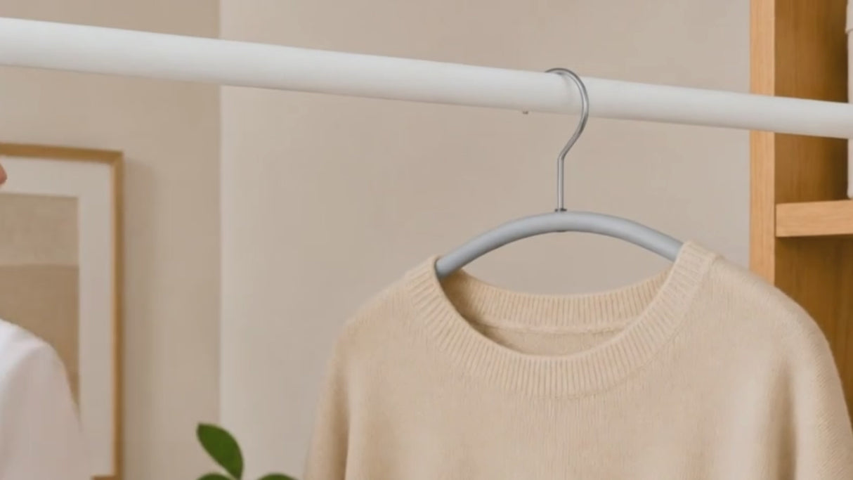Alba Metal Clothes Hangers with ABS Shoulder Tips – Set of 6 Heavy-Duty Wardrobe Hangers