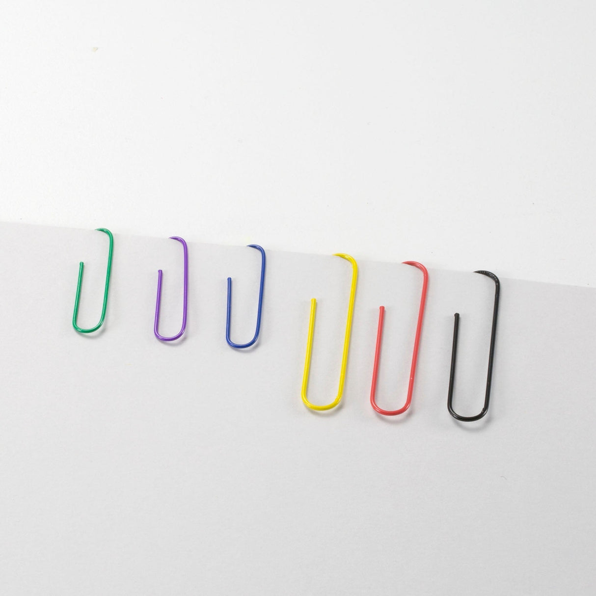 PVC Free Metallic Color Coated Clips, 450