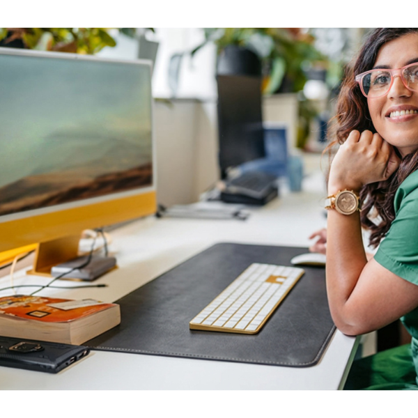 Grounding Desk Pad, Large